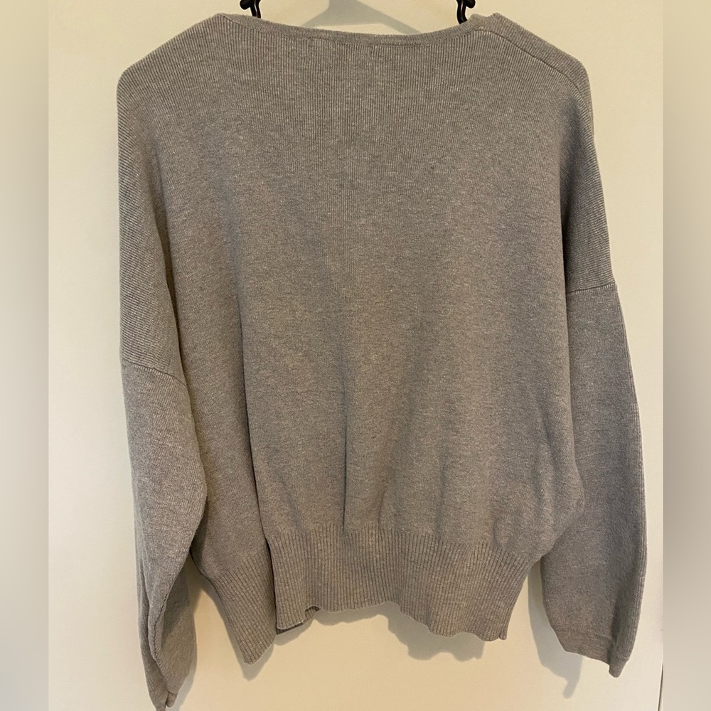 Sweater - Picture 3 of 11